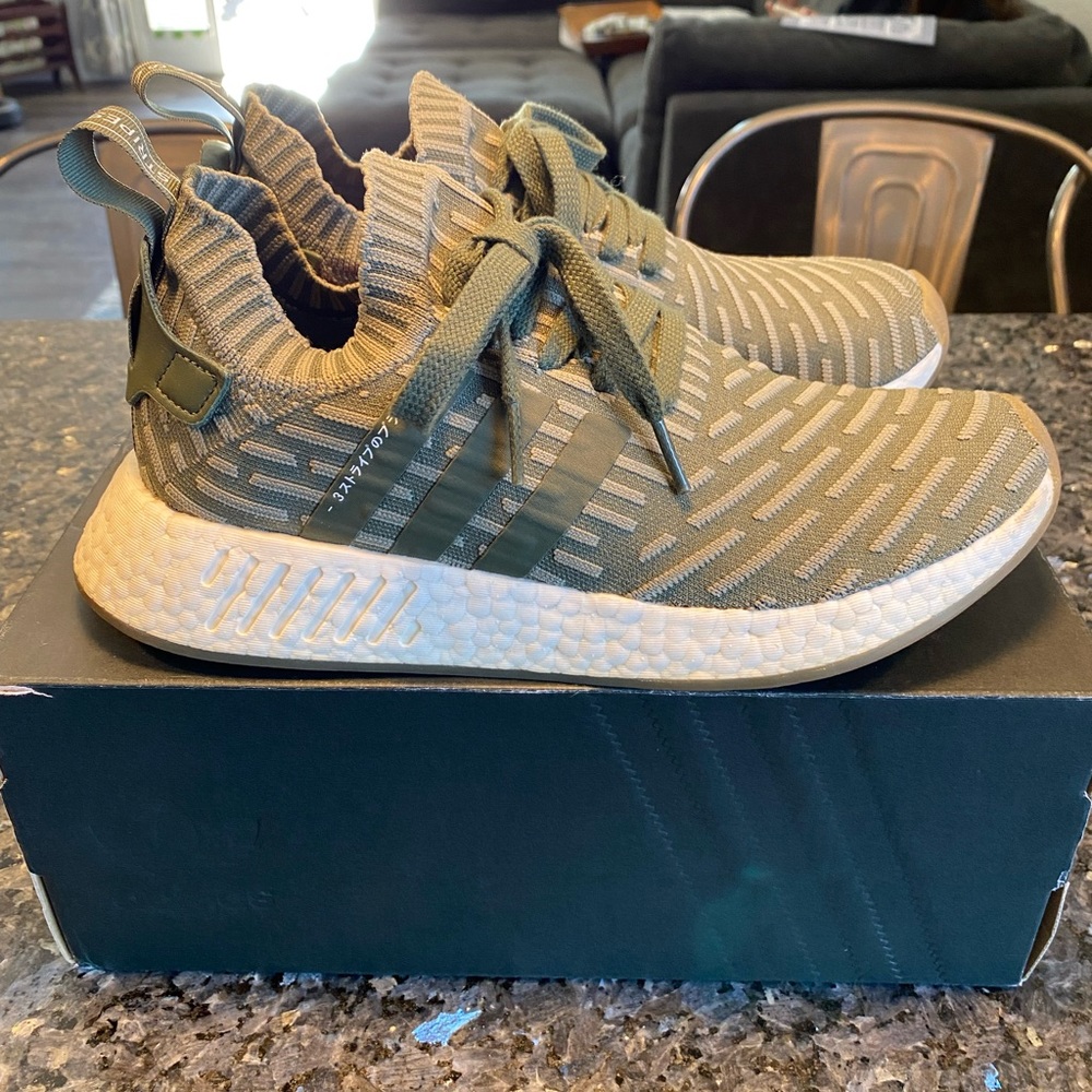 Adidas Originals womens size 9